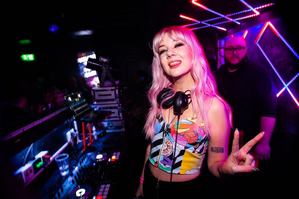 Zoe London DJ at Cathouse Rock Club